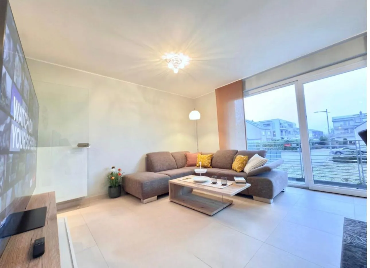 Modern Comfort 2 Bedroom Apt W Balcony&Parking-Mam1 Mamer 0*,