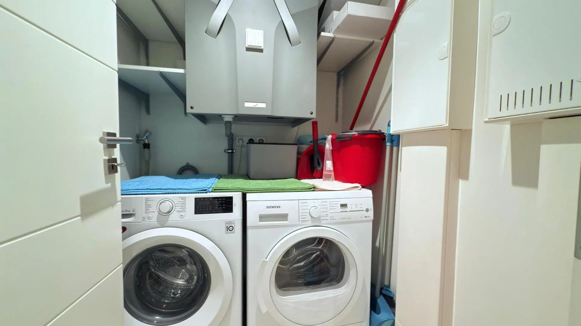 Modern Comfort 2 Bedroom Apt W Balcony&Parking-Mam1 Mamer Apartamento